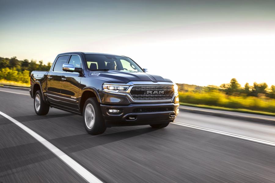  Ram 1500 Limited Crew Cab EcoDiesel (DT) 2019 года  (фото 4 из 18)